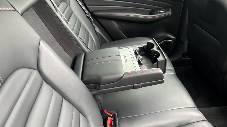 MG Hs 1.5 T-GDI PHEV Exclusive 5dr Auto Hatchback